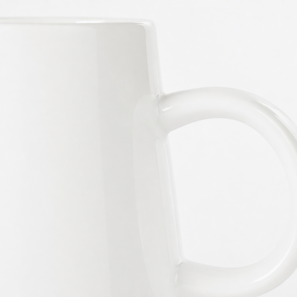White ceramic cups, simple and high-appearance-level heat-resistant tea cups, coffee cups and water cups for home use Application Scenario