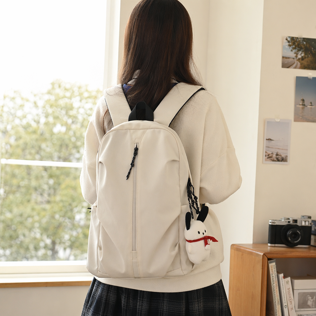 This white, simple and fashionable casual backpack features adjustable shoulder straps, making it lightweight and durable for commuting to school details Picture