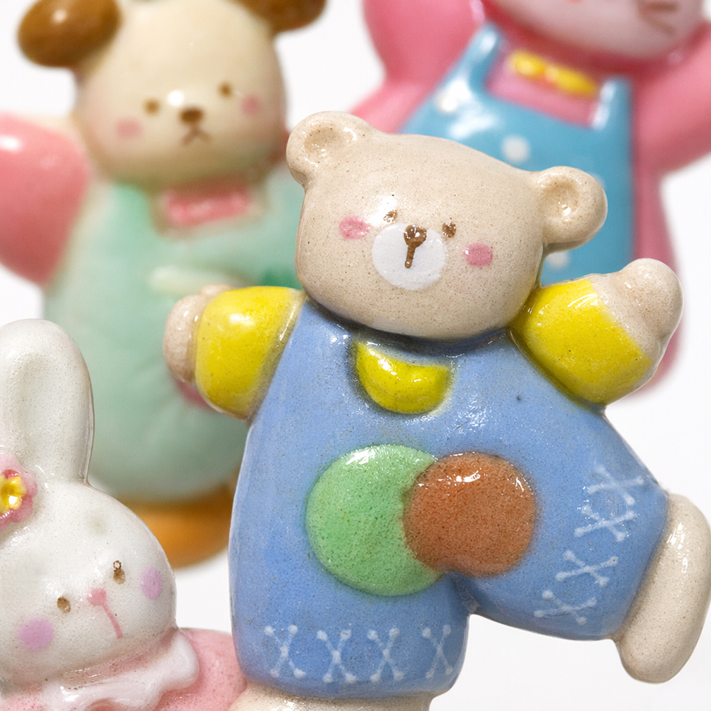 Colorful cartoon bear plush toys, cute throw pillows, children's gifts Application Scenario