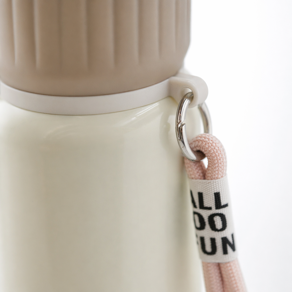 Beige simple insulated cup, 304 stainless steel vacuum insulated portable water cup Application Scenario