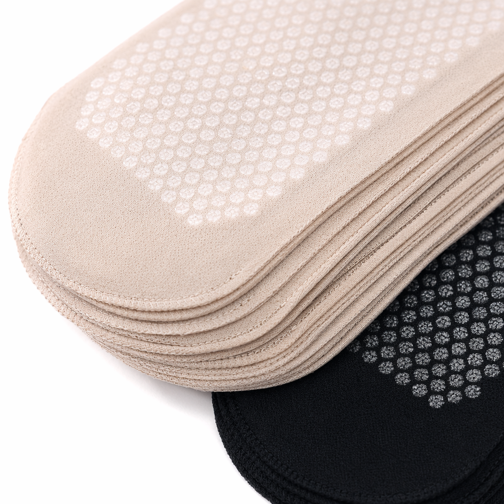 Beige and black anti-slip stacking socks Application Scenario