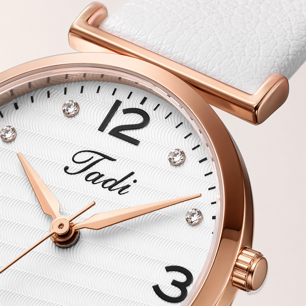 A fashionable ladies' wristwatch with a rose gold case and a white leather strap, a light luxury commuter model Application Scenario