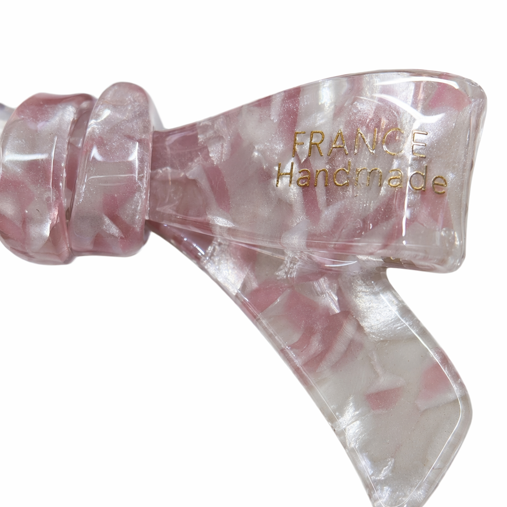 Pink transparent bow hairpin, a sweet and cute girlish headwear Application Scenario