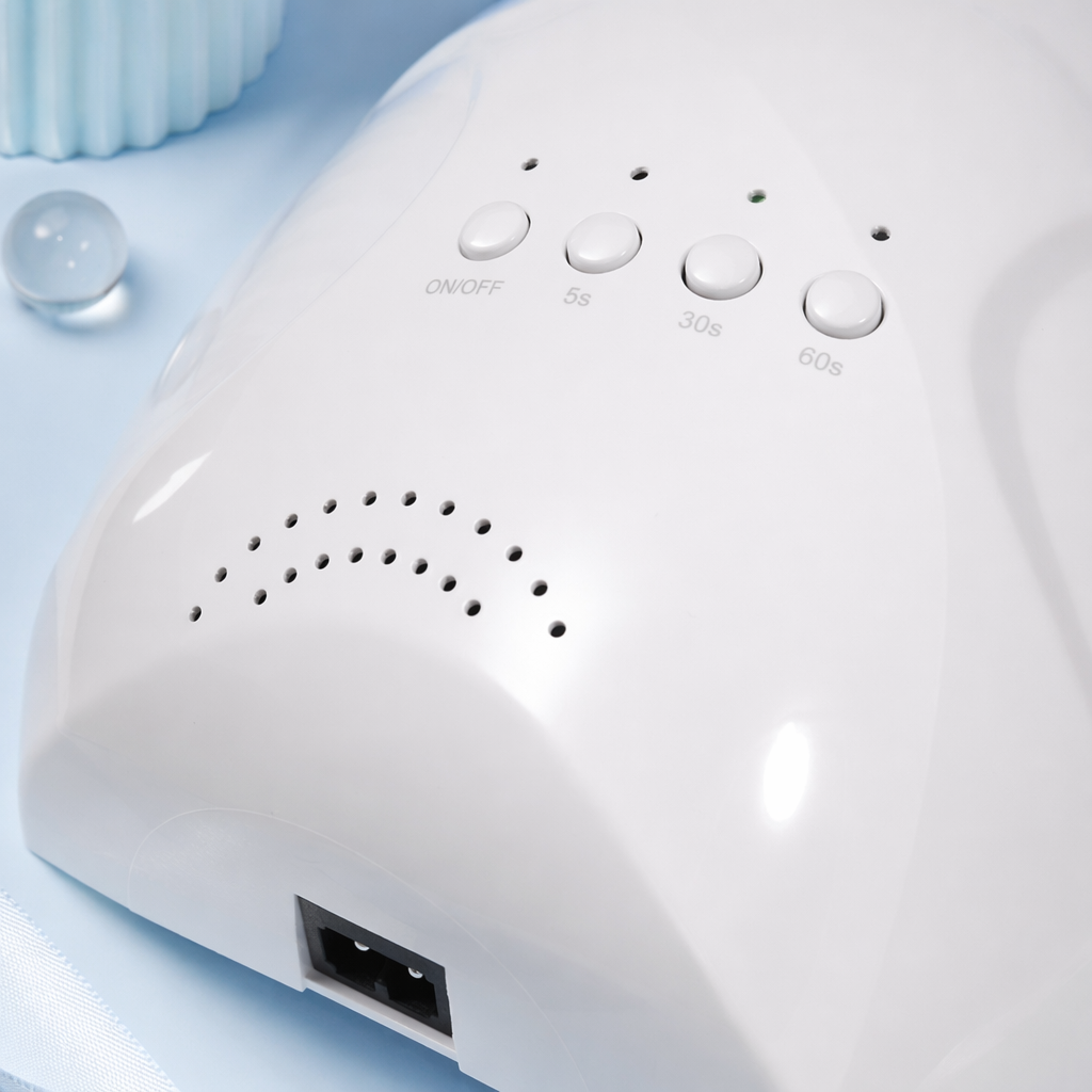 White UVLED nail art light 36W quick-drying intelligent timed nail dryer Application Scenario