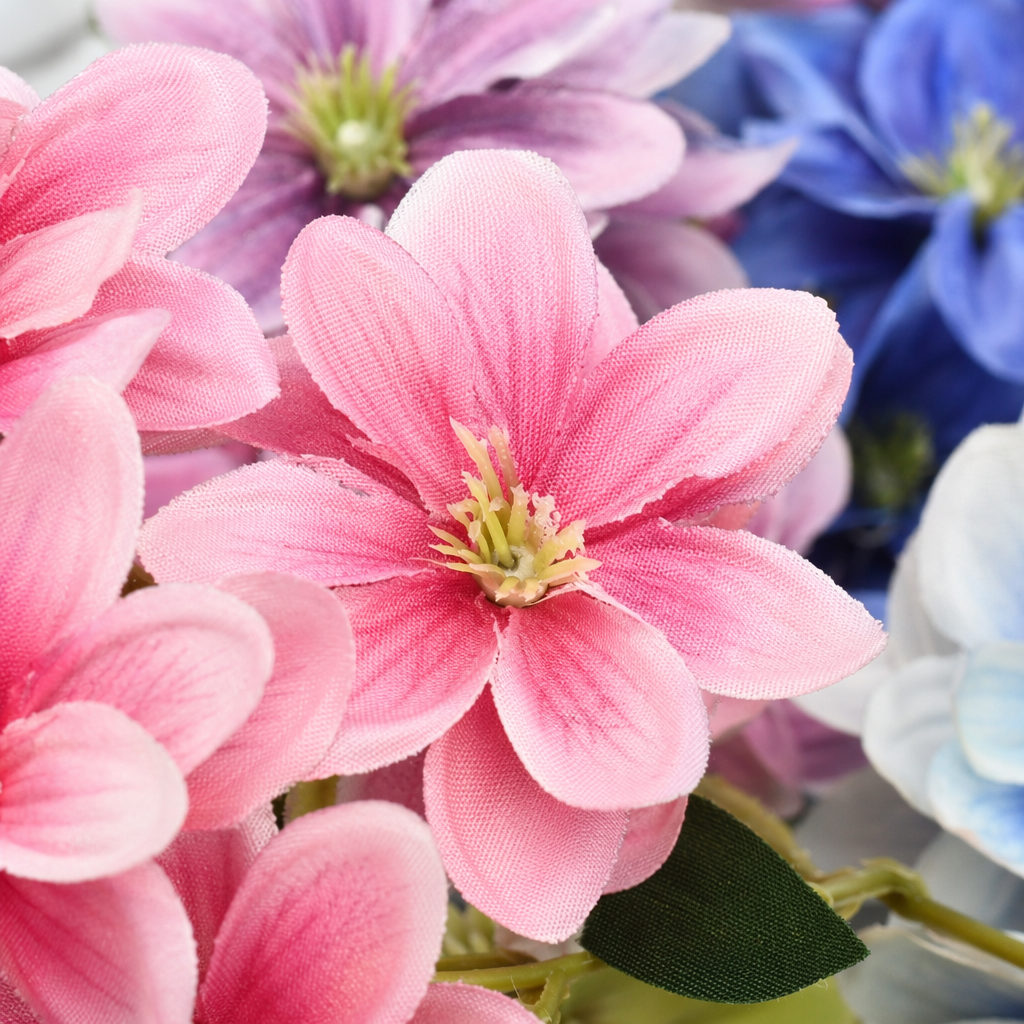 Colorful artificial flower bouquets, simulated fresh flowers, living room decorative items, wedding decorations Application Scenario