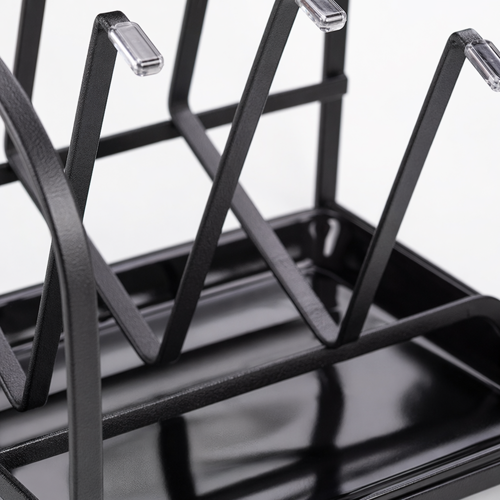 The black metal cup holder is a simple household kitchen storage rack that is heat-resistant and anti-slip Application Scenario