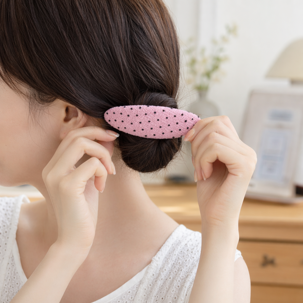 Pink polka dot hair clips, pink striped hair clips, cute headwear for girls, sweet and stylish hair clip set details Picture