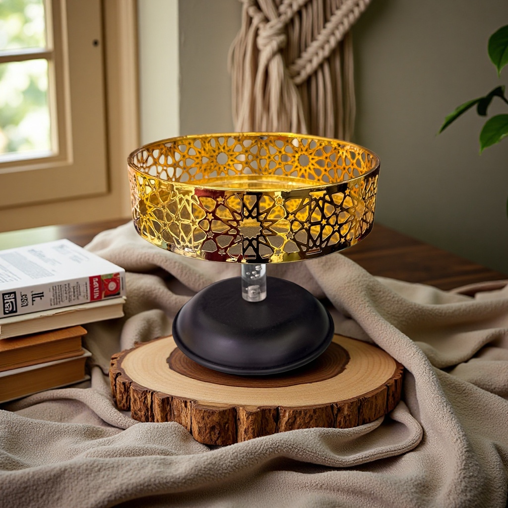 A golden hollowed-out geometric pattern tray for home decoration, a living room coffee table decoration and storage plate details Picture
