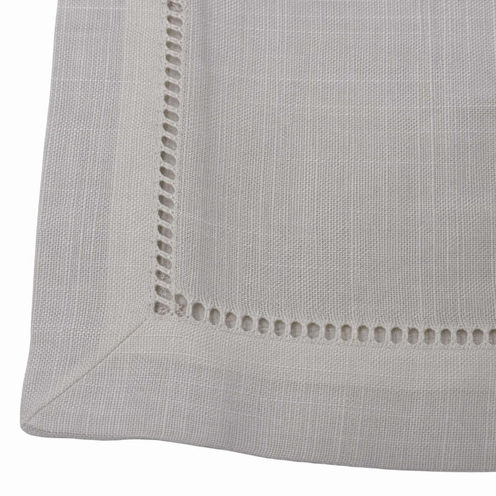 White square towel hand-drawn filament napkin placemat Application Scenario