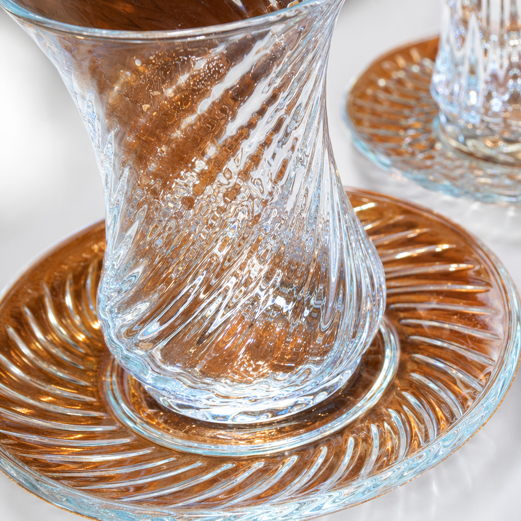 Transparent glass tea cups with tea saucers and high borosilicate heat-resistant and anti-scald set Application Scenario