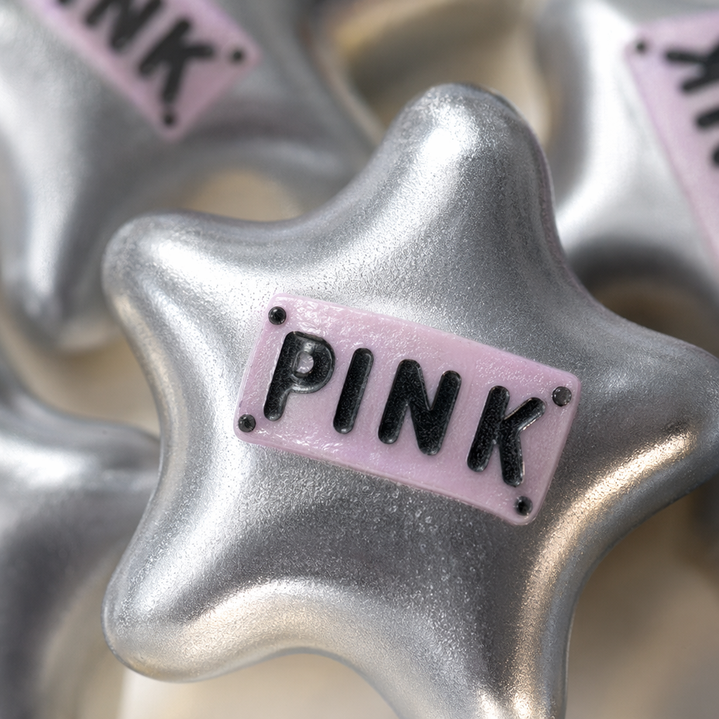 Silver star-shaped magnetic stickers strongly adhere to home and office decoration Application Scenario