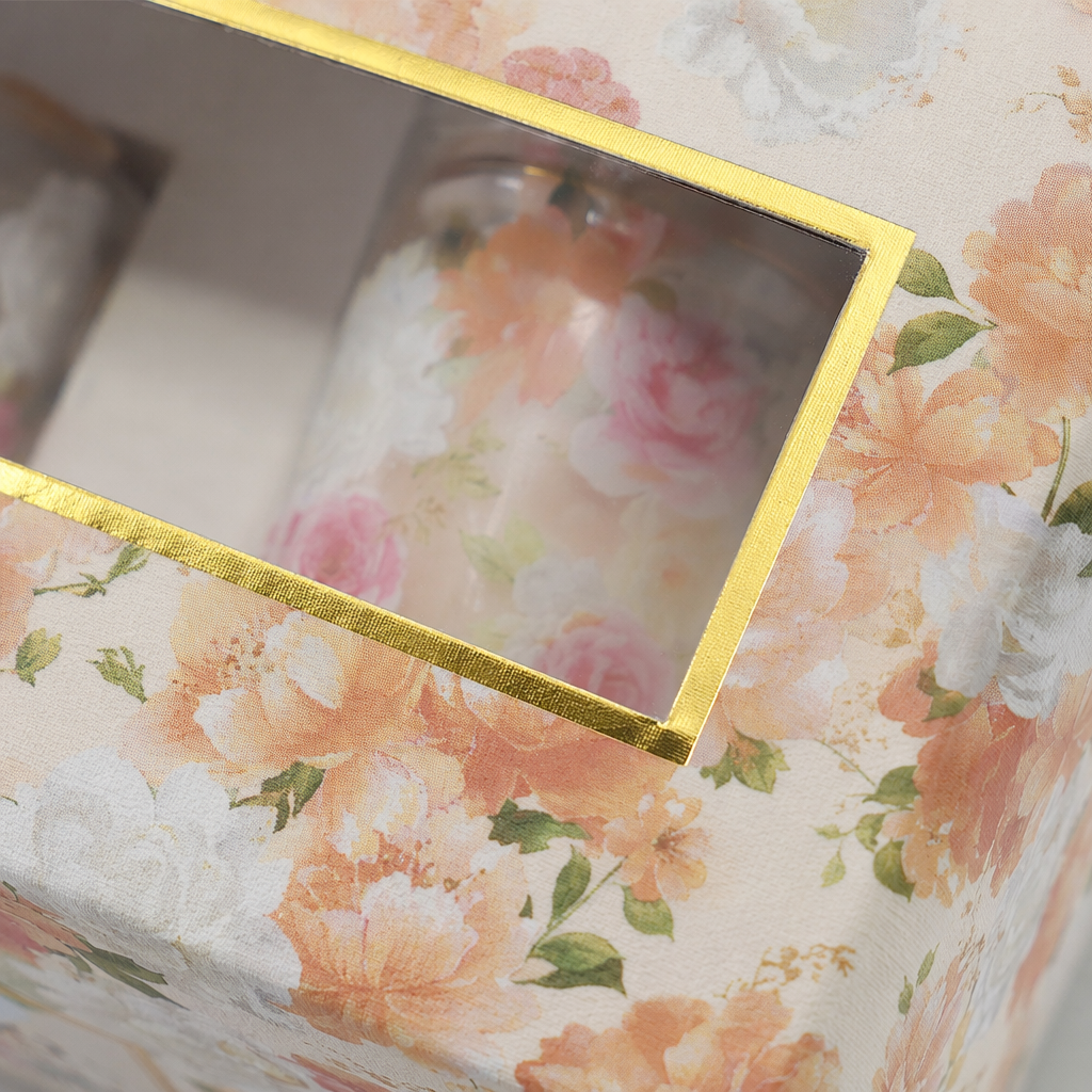 Floral pattern packaging box, aroma diffuser, indoor air fresher, fragrance diffuser Application Scenario