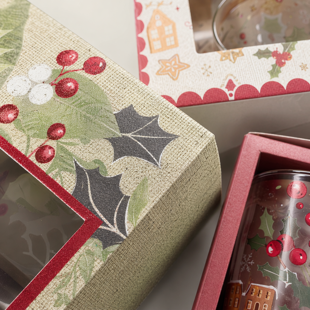 Christmas-themed scented candle gift box, an ideal choice for home decoration and gift-giving with a festive atmosphere Application Scenario