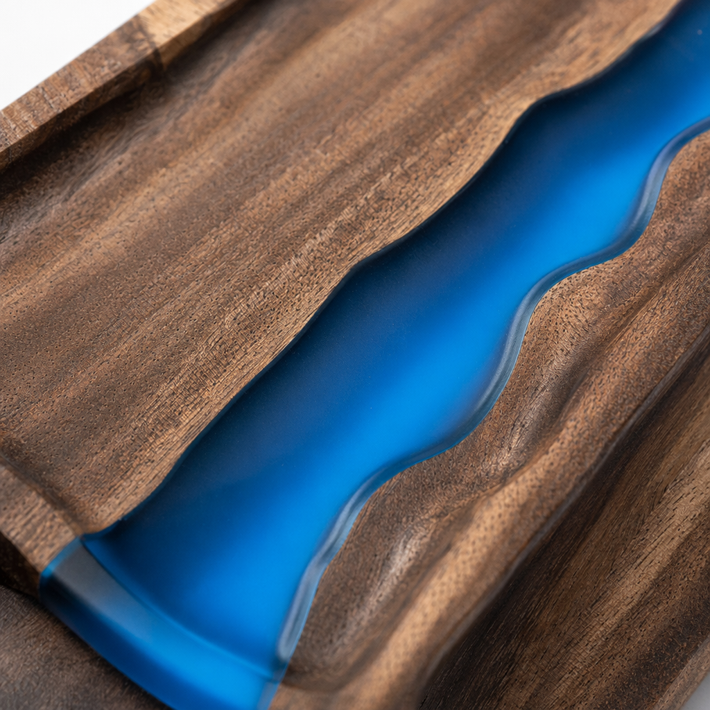Black walnut wood trays, round customization, acacia wood solid wood, river resin tea trays, pastries, Western food service cutting boards wholesale Application Scenario