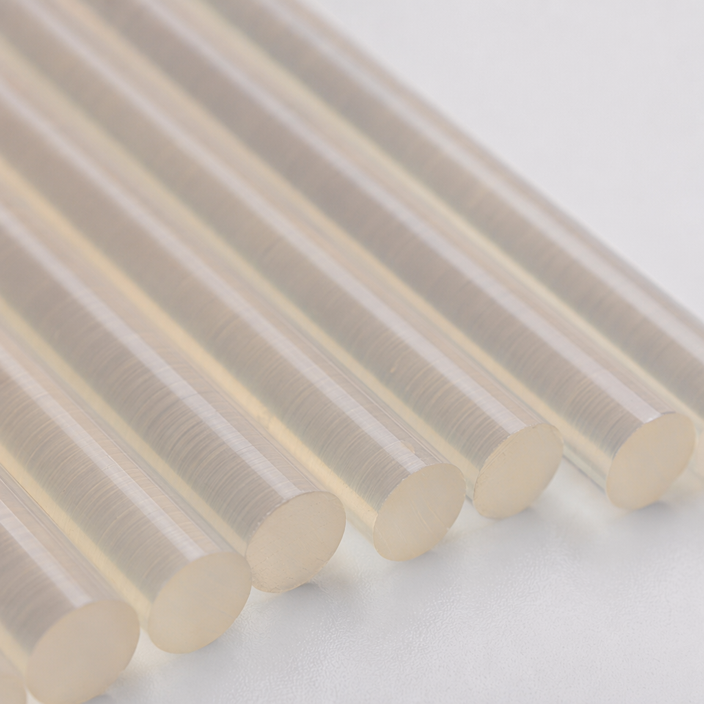 Transparent hot melt adhesive stick, universal EVA material, high-temperature resistant, fast bonding, 11mm diameter Application Scenario