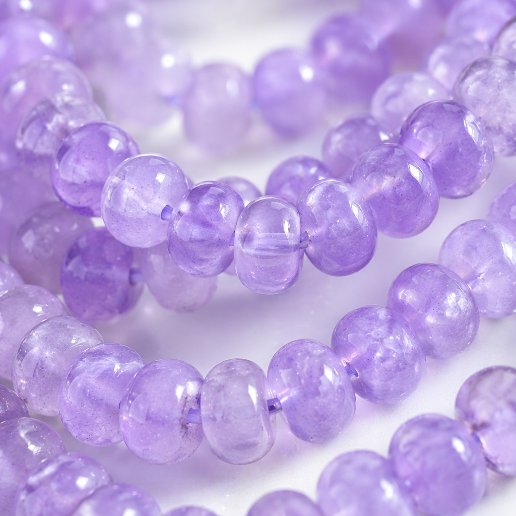 Purple natural pearl string necklace is an elegant lady's accessory with a refined and elegant temperament Application Scenario