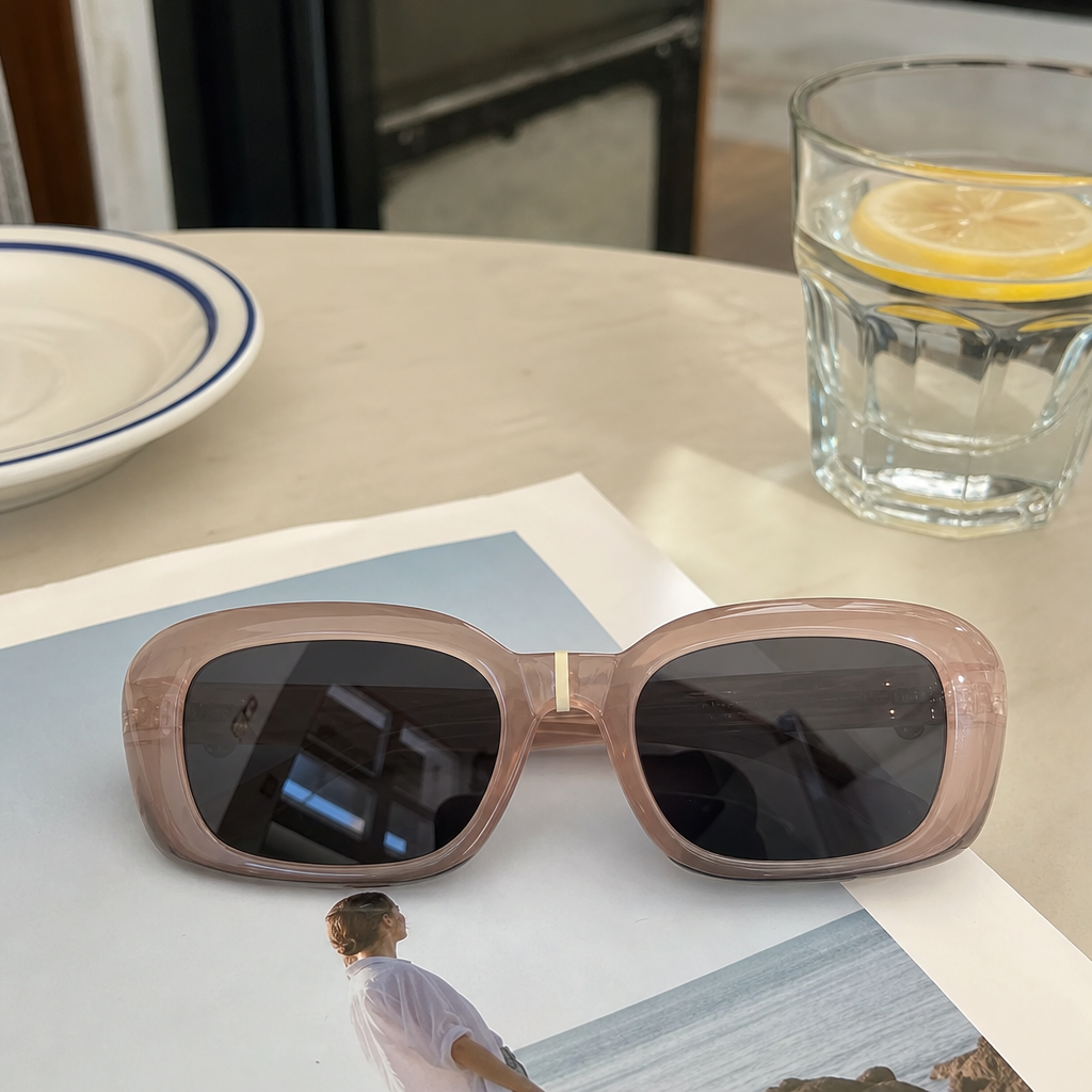 Pink transparent frame sunglasses for women's summer sun protection UV400 polarized sunglasses are fashionable and lightweight details Picture
