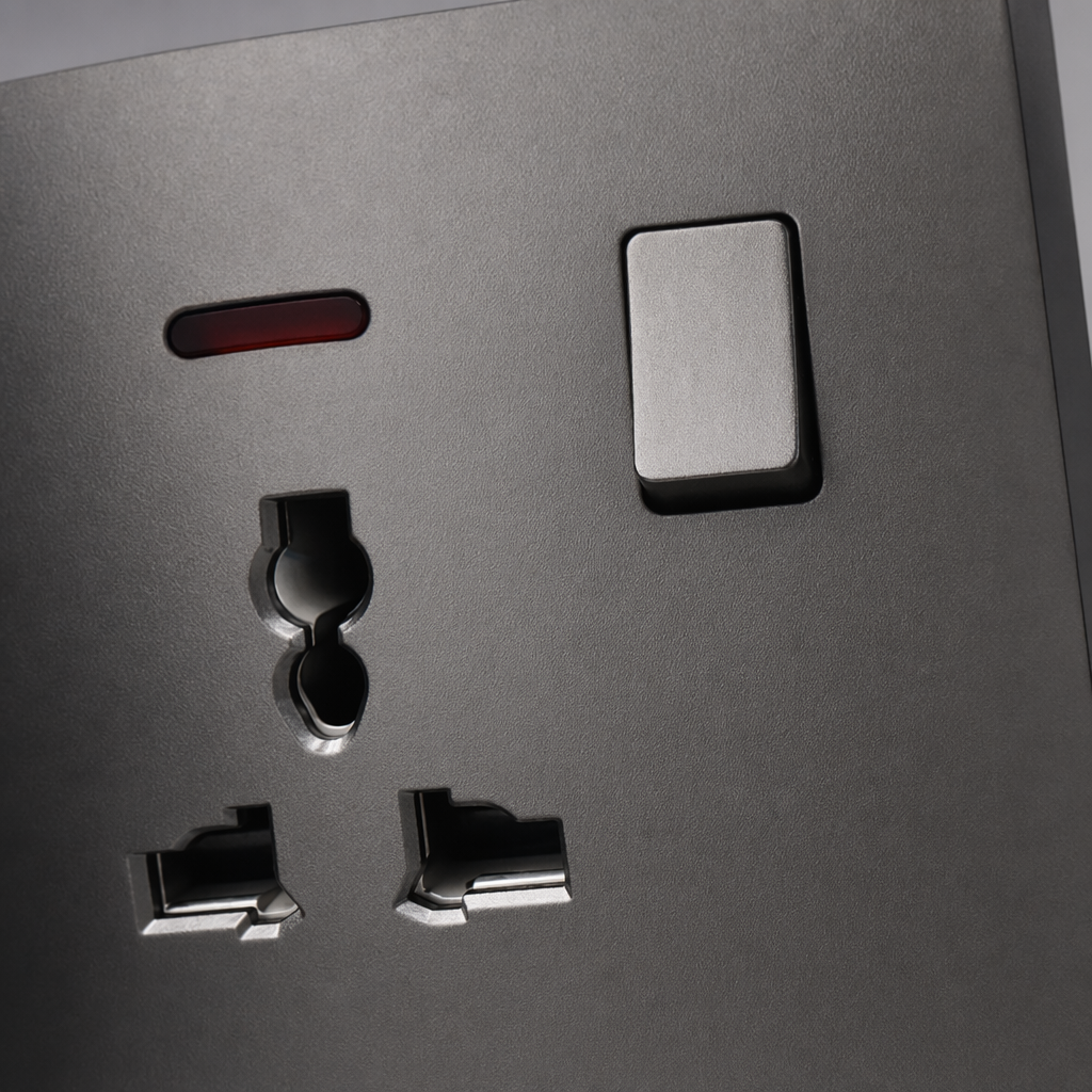 T5 grey and Gold 13A multi-functional wall socket, flame-retardant PC material, suitable for both home and office use Application Scenario