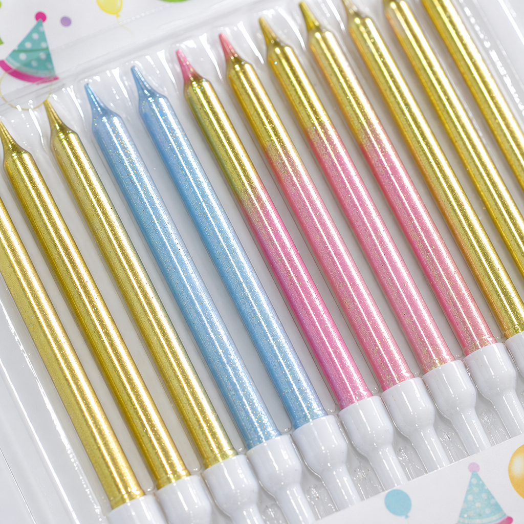 Colorful birthday candle set: Multi-color mix and match creative party decoration candles Application Scenario
