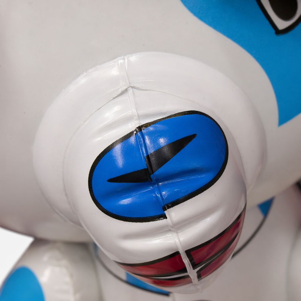 The blue and white inflatable toy dog inflatable dog is a cute and adorable home decoration Application Scenario