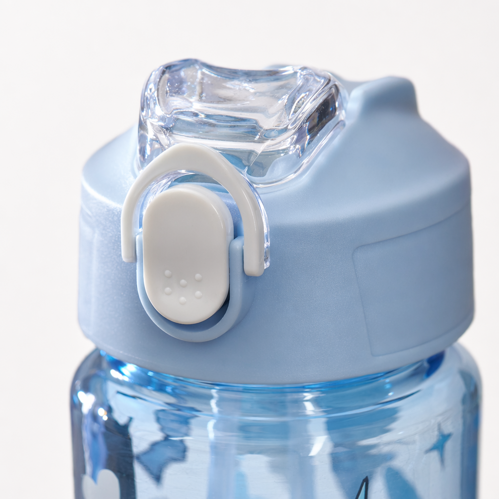 350ml color cartoon children's water cup, leak-proof straw cup, portable water bottle with cute animal patterns Application Scenario