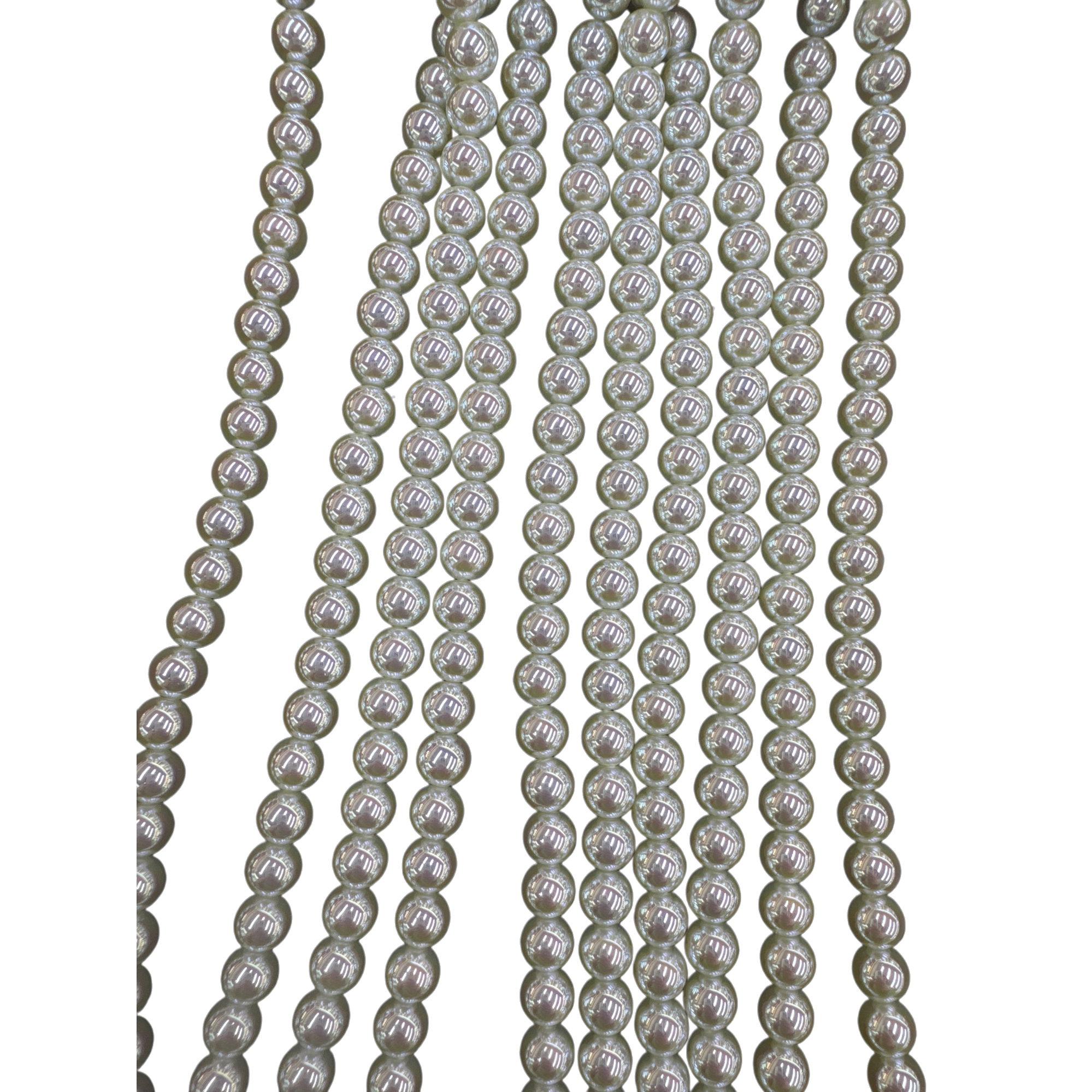 White pearl beaded natural freshwater pearl necklace is a simple and versatile accessory Item Picture