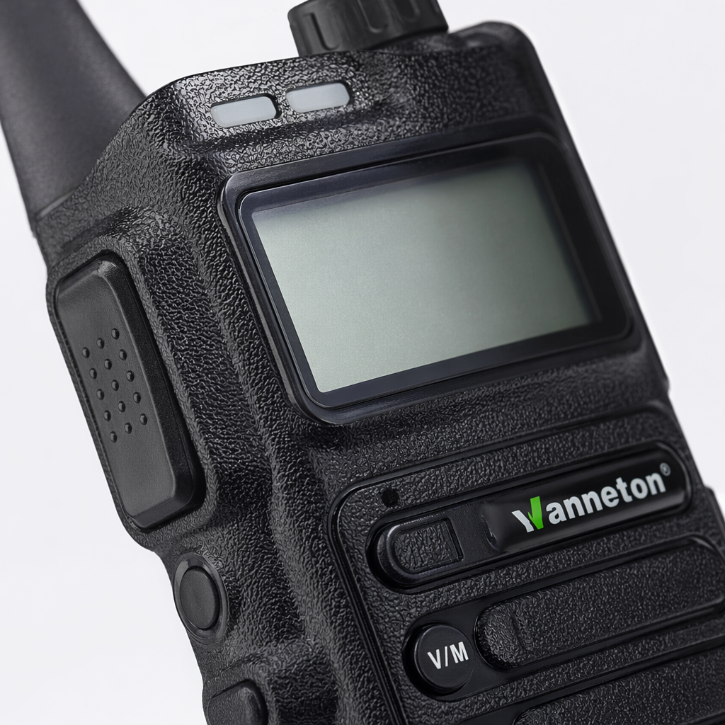 Wanlitong UV-F5 black walkie-talkie is a professional wireless communication device that is waterproof, dustproof and suitable for long-distance calling Application Scenario