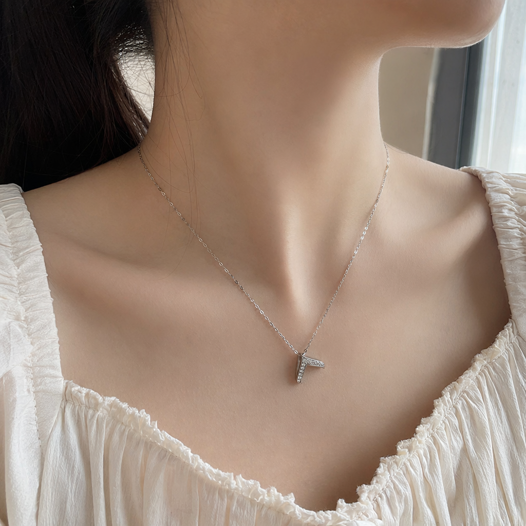 Silver whale tail pendant necklace, fashionable, simple and versatile, long collarbone chain details Picture