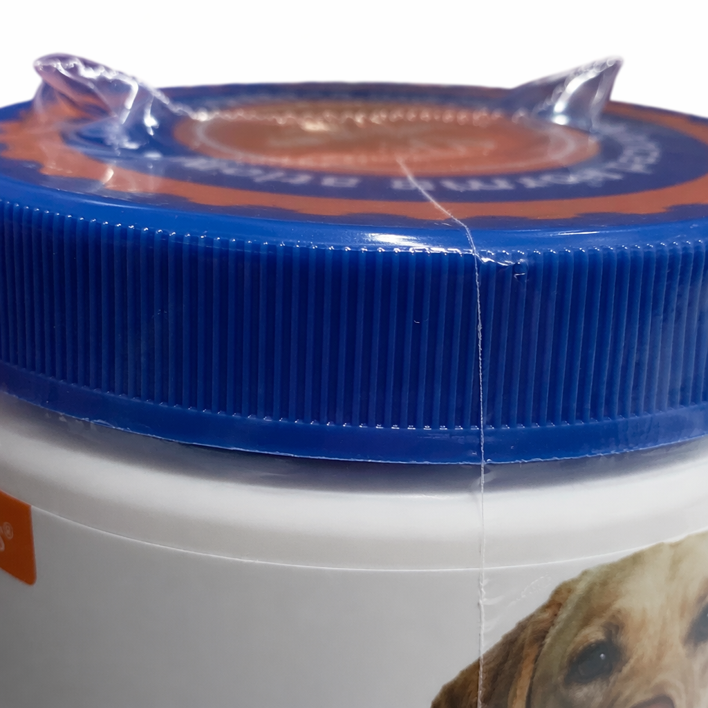 White container dog joint gummy, pet nutritional supplement, joint care chewable Application Scenario