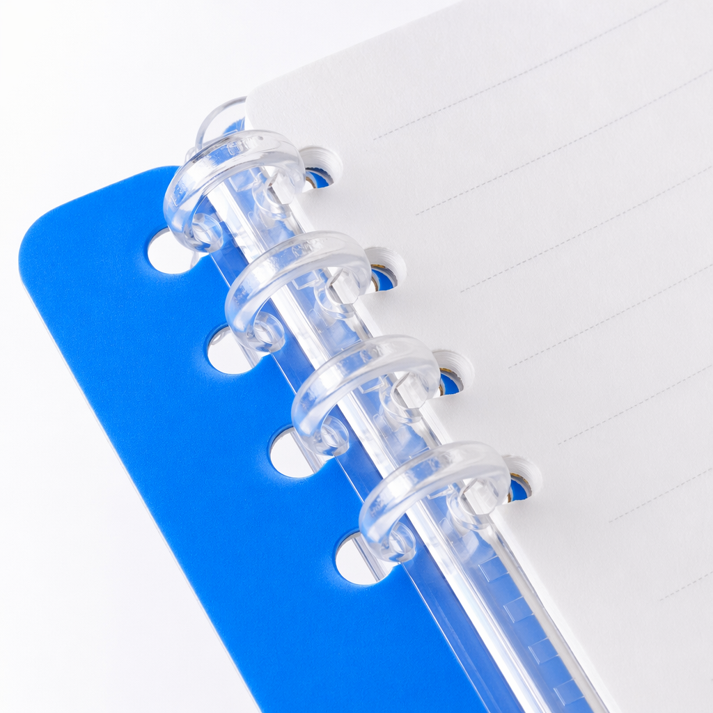 Blue cover B5 and A5 loose-leaf notebooks with detachable inner pages for portable writing Application Scenario