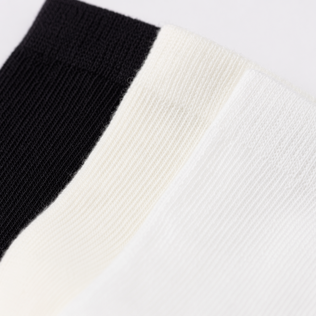 Black and white two-color socks set for both men and women, made of pure cotton, comfortable, breathable and sweat-absorbent Application Scenario