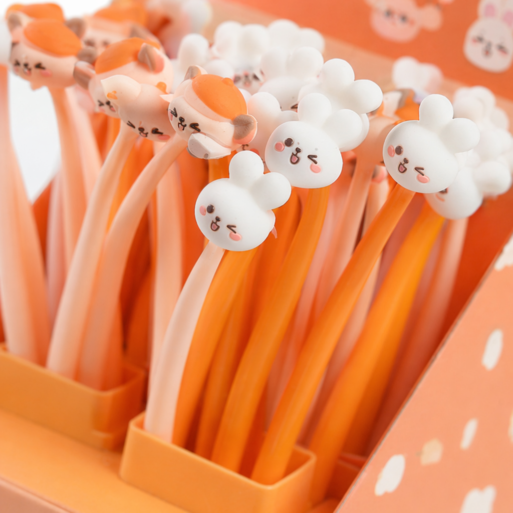 Orange cartoon animal-shaped pen student stationery, fashionable, cute and simple style Application Scenario