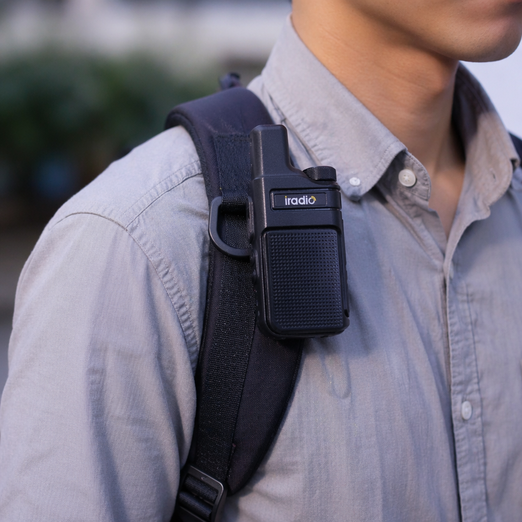 The Aideo V2PLUS black walkie-talkie with a metal body and high-definition audio quality is specially designed for outdoor construction site patrols details Picture