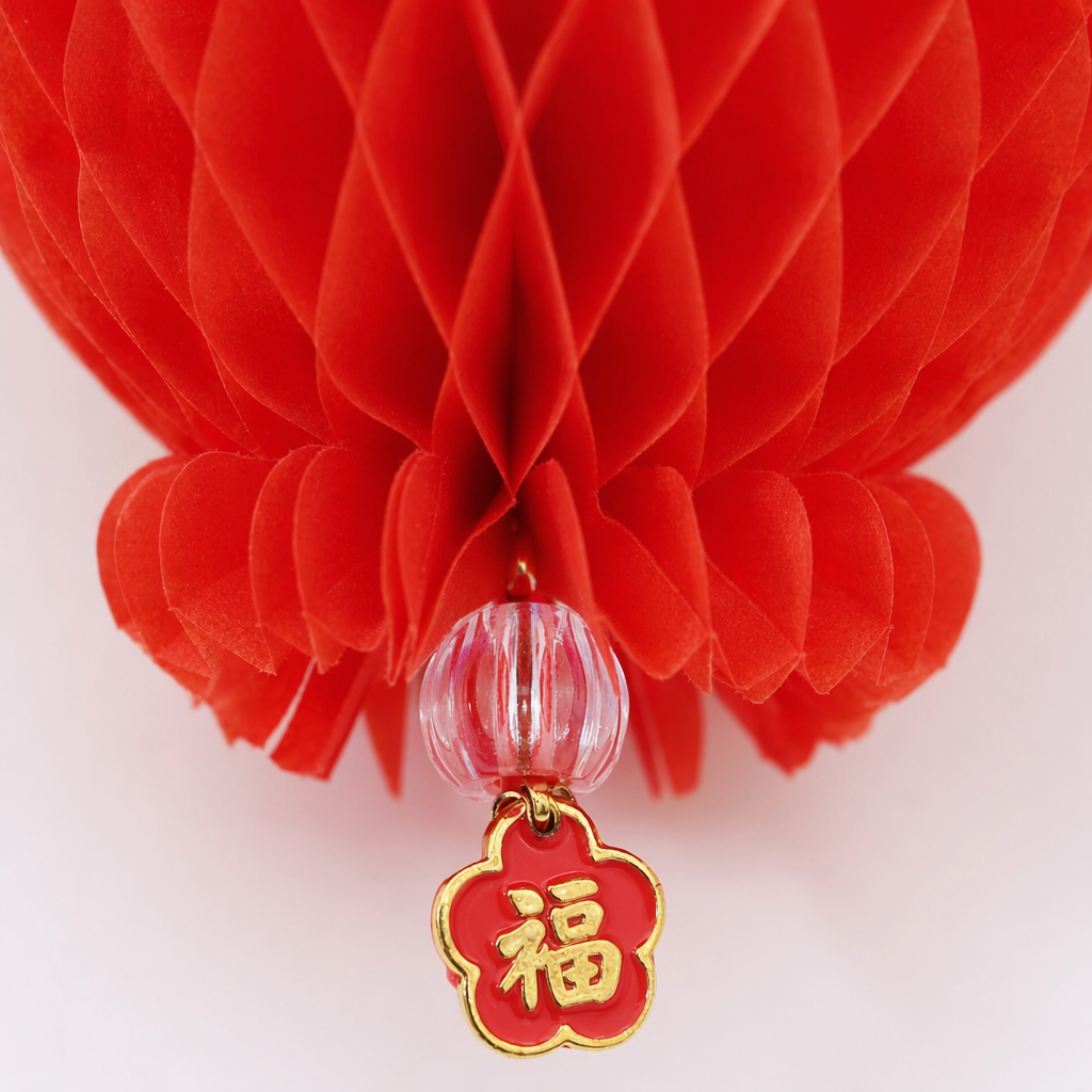 Red lanterns are suitable for home decoration, festive and joyous hanging items, and can be used in the living room, balcony and outdoors during the Spring Festival Application Scenario