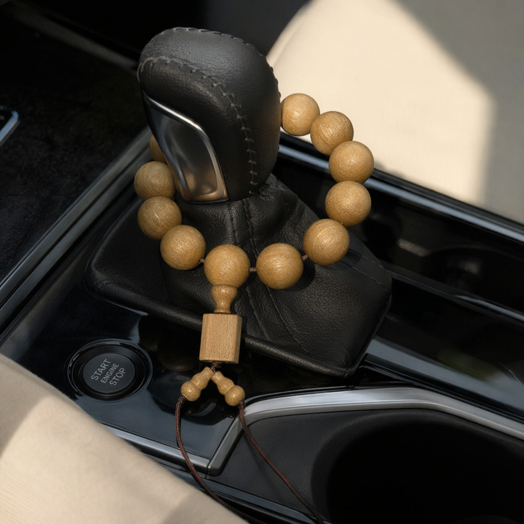 Wooden prayer bead bracelet, natural agarwood, small-leaf red sandalwood, Bodhi root, Zen meditation jewelry details Picture