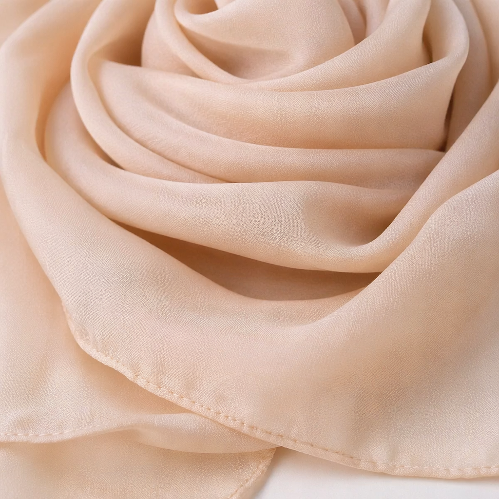 Beige headscarf for women, pure cotton, breathable, sun-protective, fashionable and versatile headwear Application Scenario