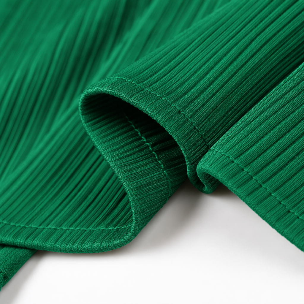 The green pleated headscarf is a fashionable and versatile pure cotton breathable summer sun protection accessory for women Application Scenario