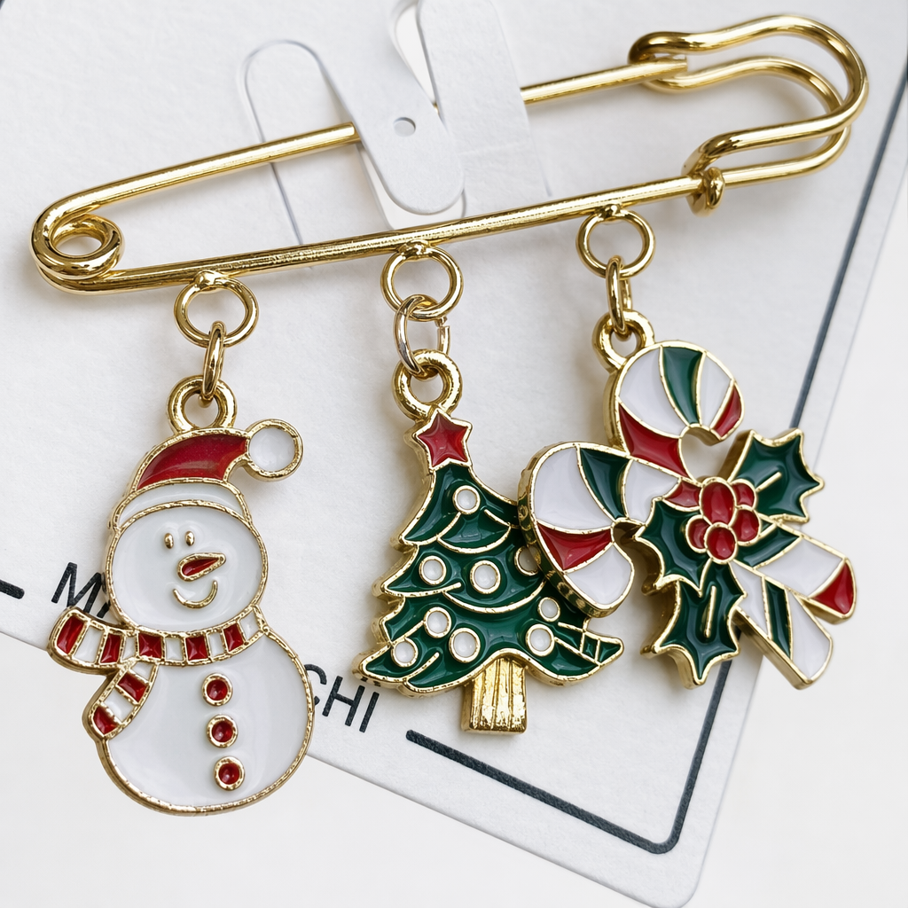 Golden safety pin Christmas-themed pendant accessory, a fashionable holiday accessory Application Scenario