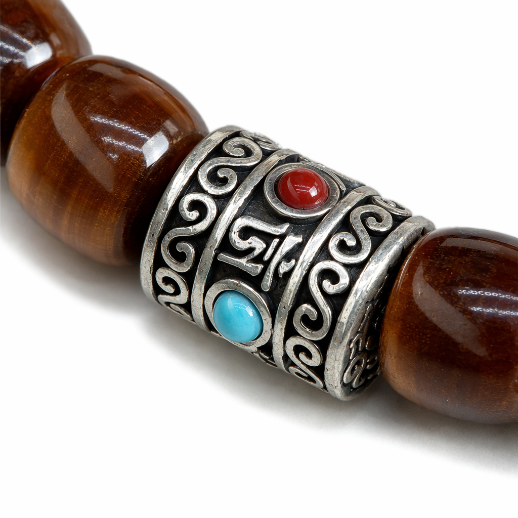 The central silver ornament of the brown beaded bracelet is set with a blue ruby Application Scenario
