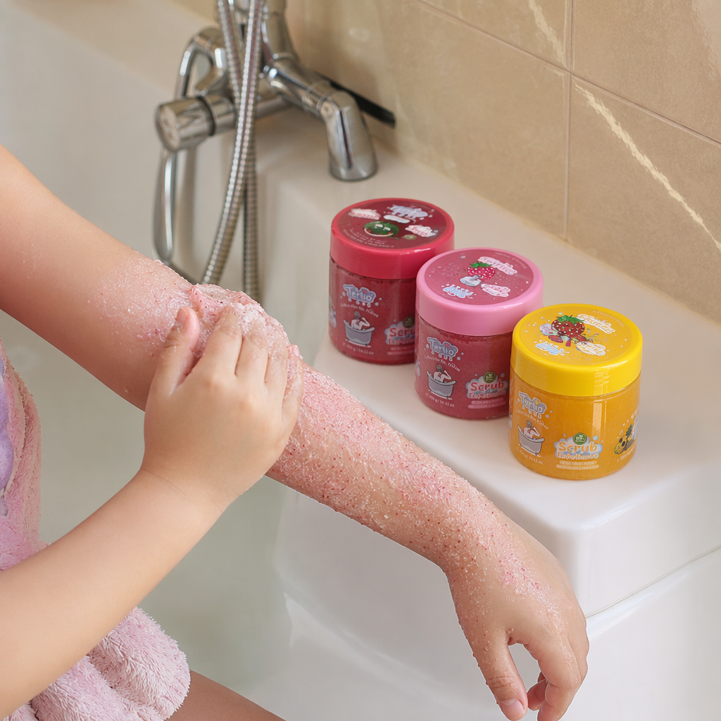 The colorful fruit-flavored scrub gift box comes in a combination of multiple flavors, gently exfoliating and moisturizing the skin details Picture