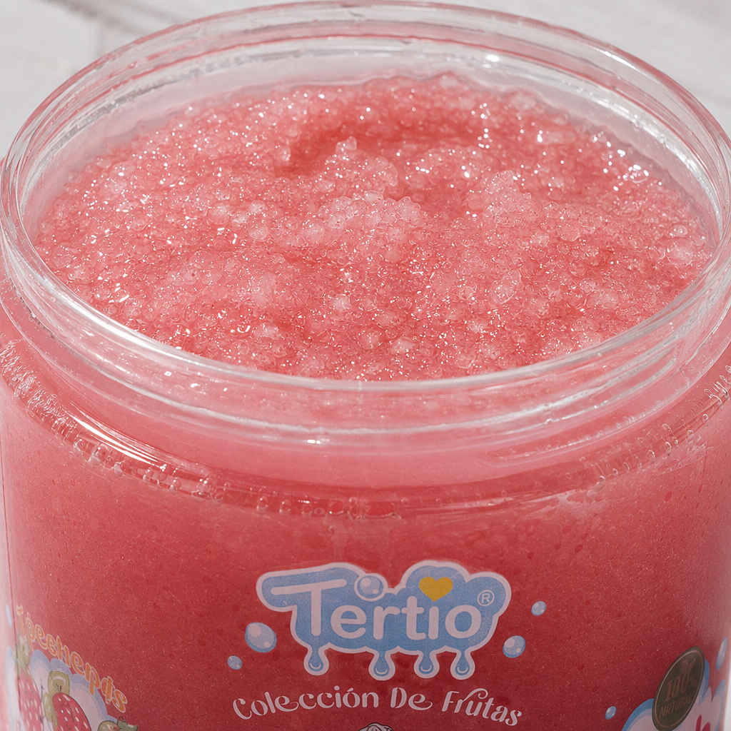 The colorful fruit-flavored scrub gift box comes in a combination of multiple flavors, gently exfoliating and moisturizing the skin Application Scenario