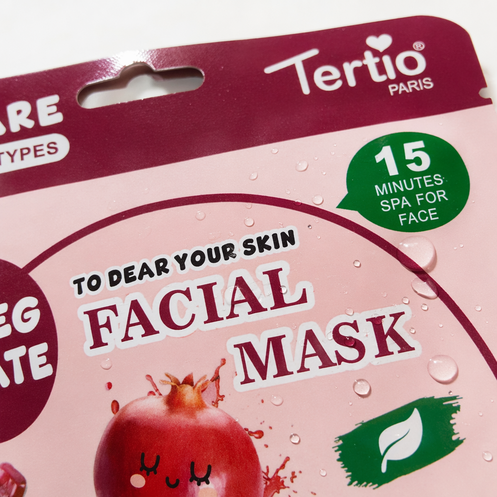 The pink box mask product hydrates, moisturizes, soothes, repairs and brightens the skin Application Scenario
