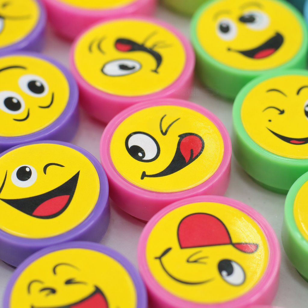 Colorful smiling face stickers, children's DIY decorative stickers, creative and fun Application Scenario