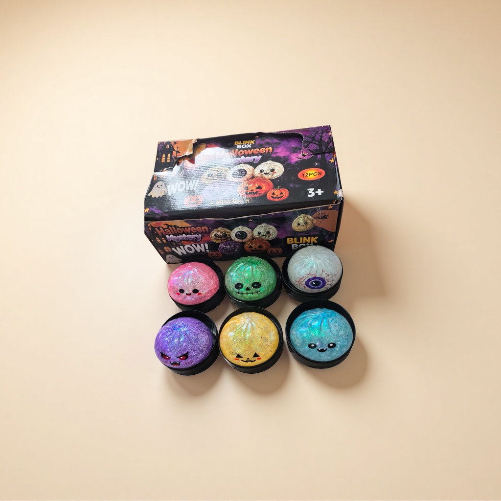 Colorful glittering pumpkin-shaped toy balls, festive party decorations, children's educational hand-thrown balls Application Scenario