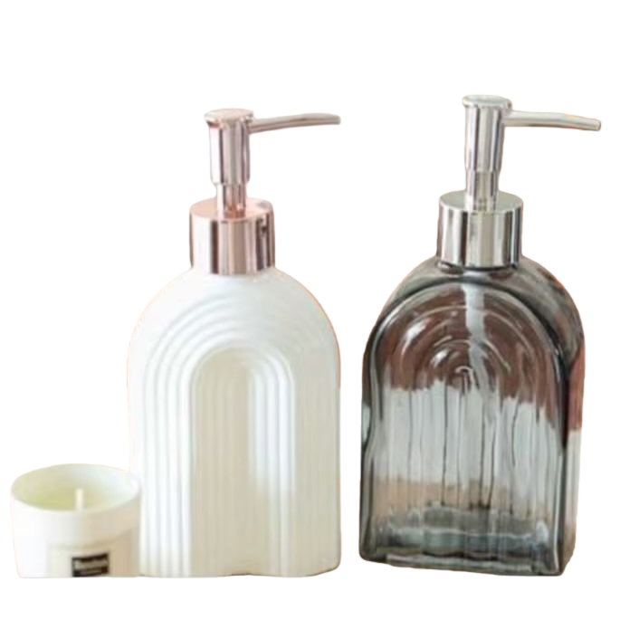 A set of home aromatherapy storage containers featuring a white arc-shaped texture press bottle and a grey glass press bottle Item Picture