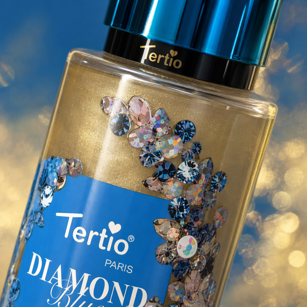 Tertio Diamond Blue perfume spray, blue packaging, transparent bottle, golden glitter diamond decoration, green metal cap, blue display box Application Scenario