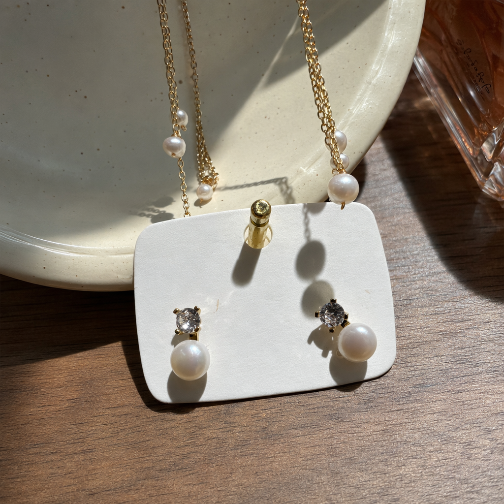 White stud display board with pearl and diamond stud set fashion accessory display rack details Picture