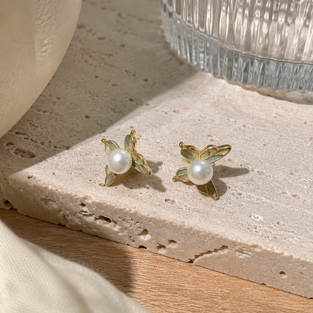 Golden butterfly pearl stud earrings 925 Silver needle anti-allergy light luxury style earrings details Picture