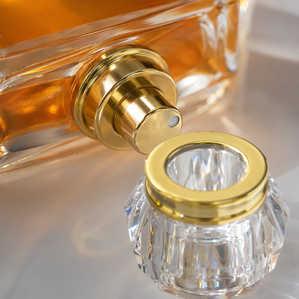 Silver-gray packaging box with transparent glass bottle Application Scenario