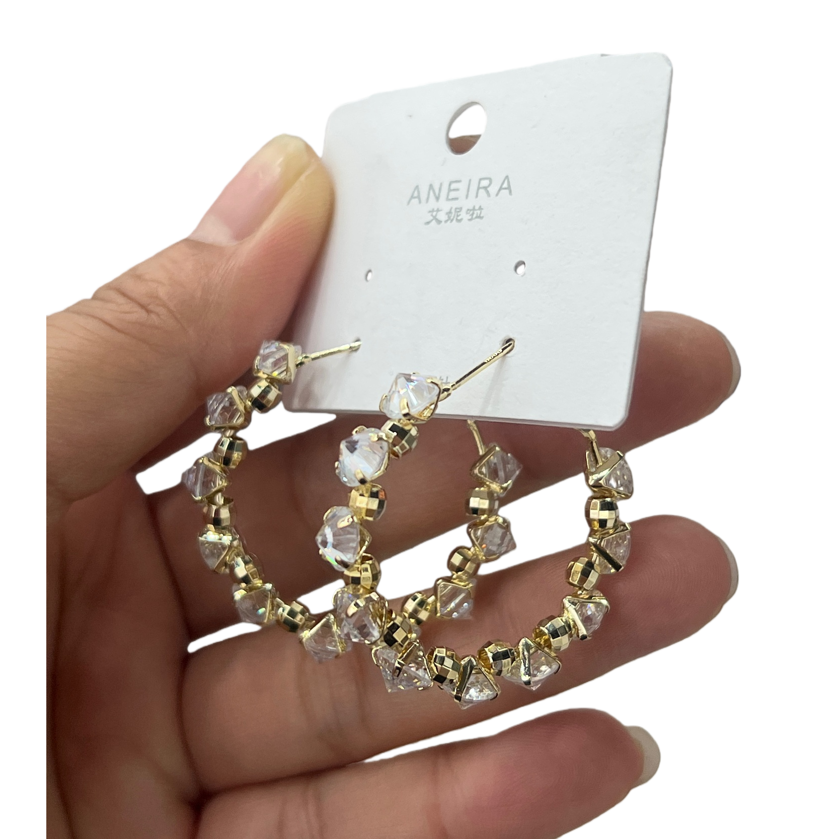 Golden crystal beaded earrings are a light luxury, fashionable and versatile ear accessory for women Item Picture